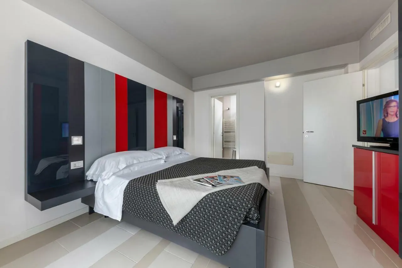 Ξενοδοχείο με διαμερίσματα Residence Altomare Ριτσόνε